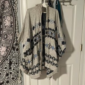 Aerie Womens Short sleeve sweater shawl